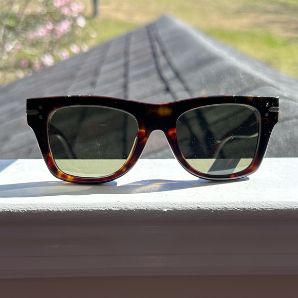 Céline Tortoiseshell Square Sunglasses Brown Italy Designer Classic UV main image 4